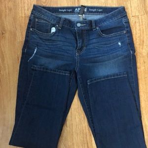 Apt. 9 straight carpi